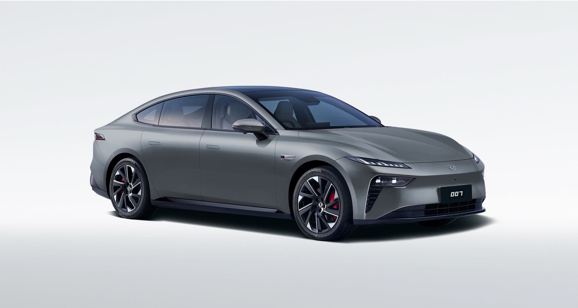 Dongfeng 007 in Stone Grey