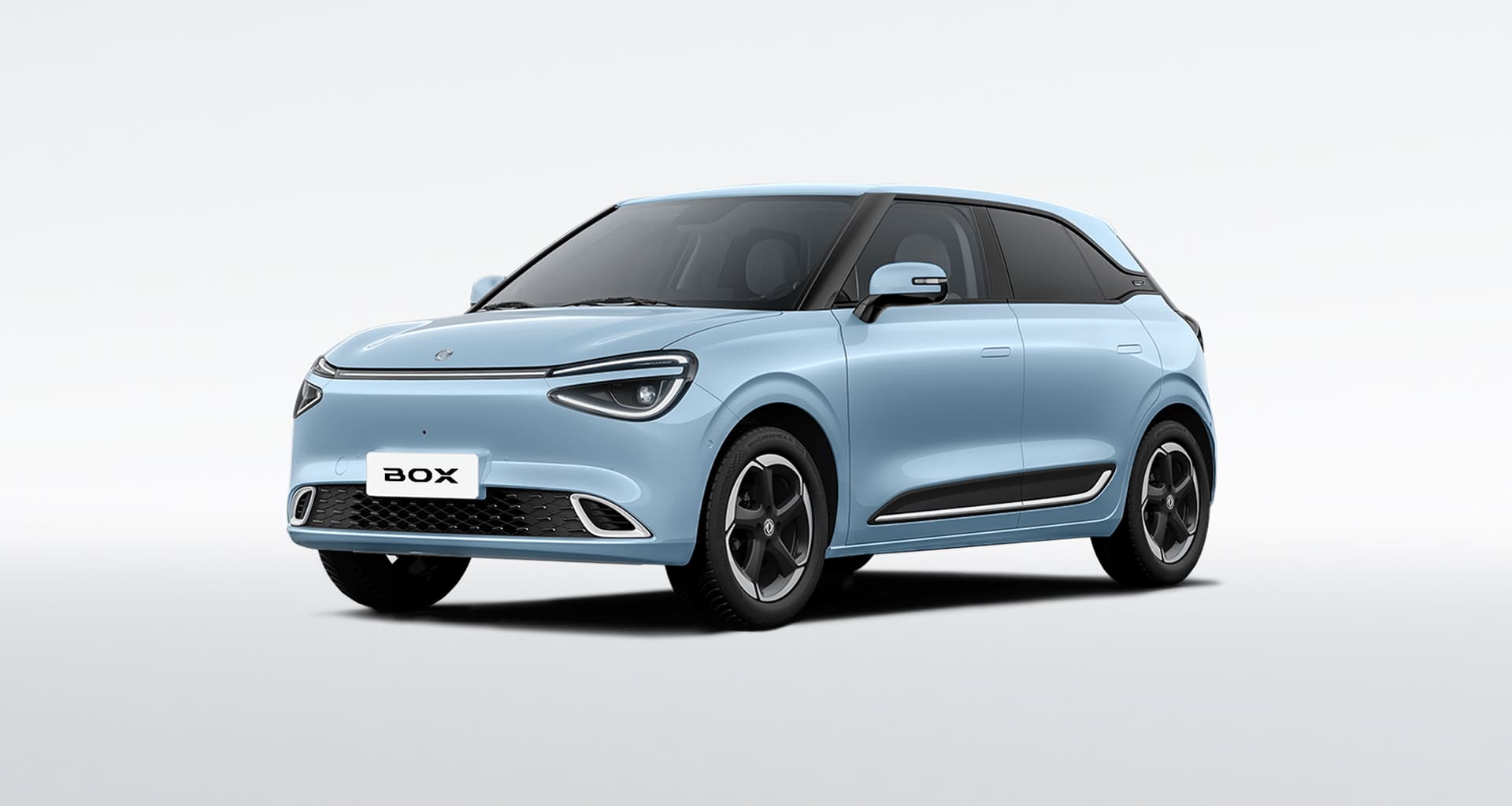 Dongfeng Box in Rain Blue
